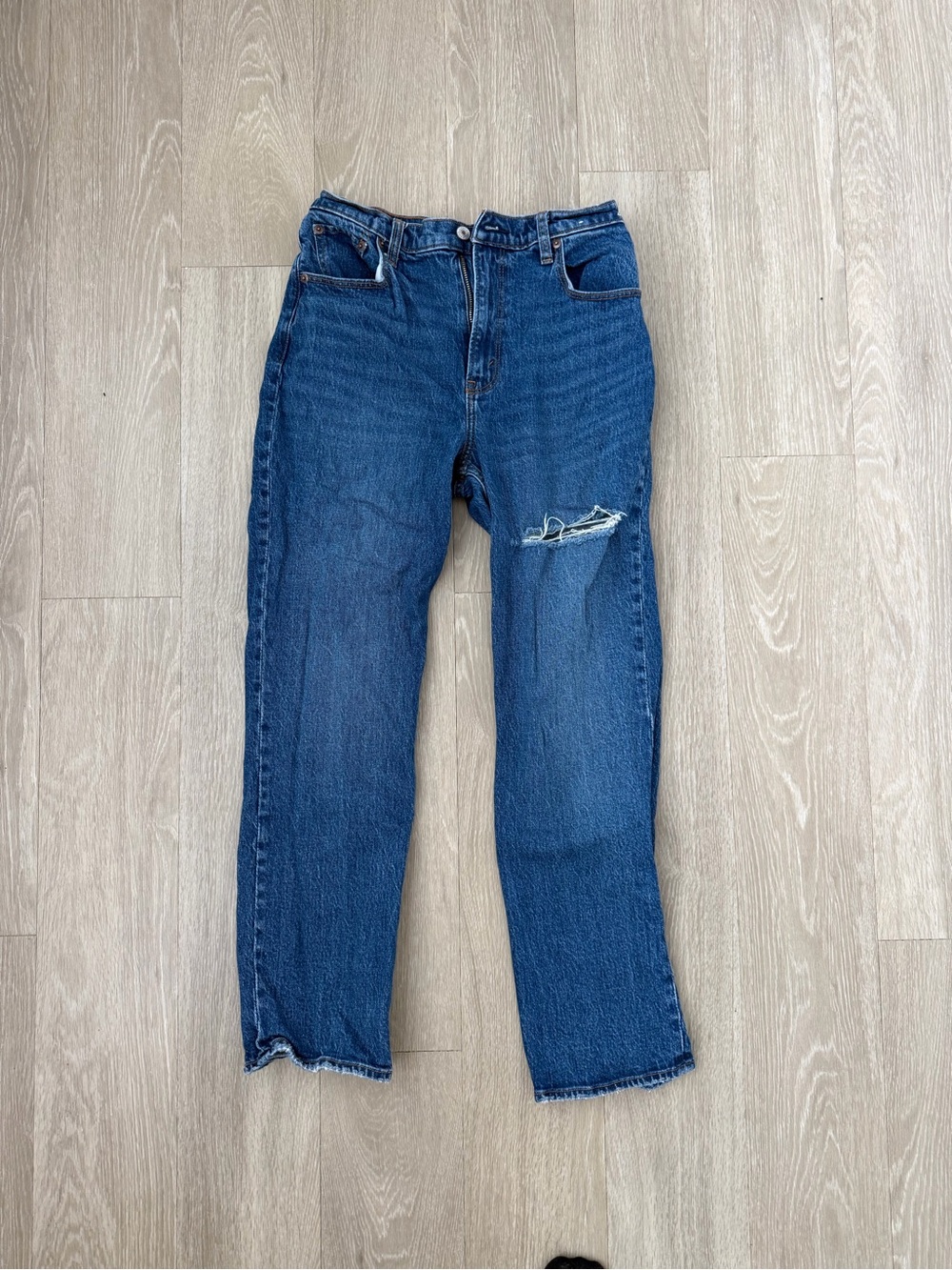 Abercrombie & Fitch The 90’s Straight Ultra High Rise